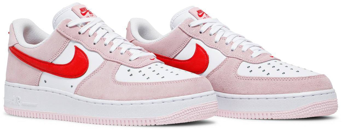 Air Force 1 '07 Qs 'Valentine' s Day Love Letter