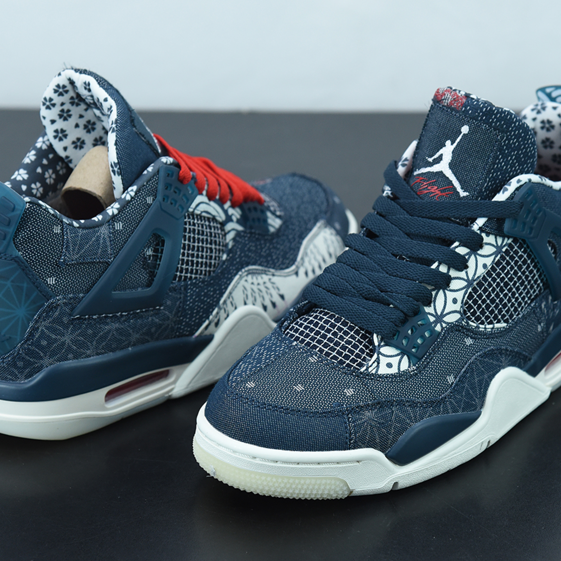 Nike Air Jordan 4 Rêtro "Sashiko"