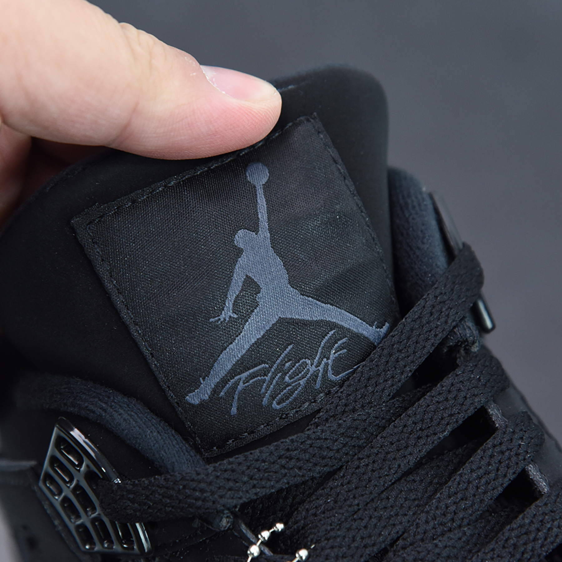 Nike Air Jordan 4 Rêtro "Black Cat"