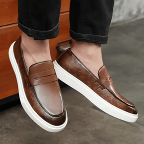 Mocassim Slip On Masculino de Couro Vórtex Reine