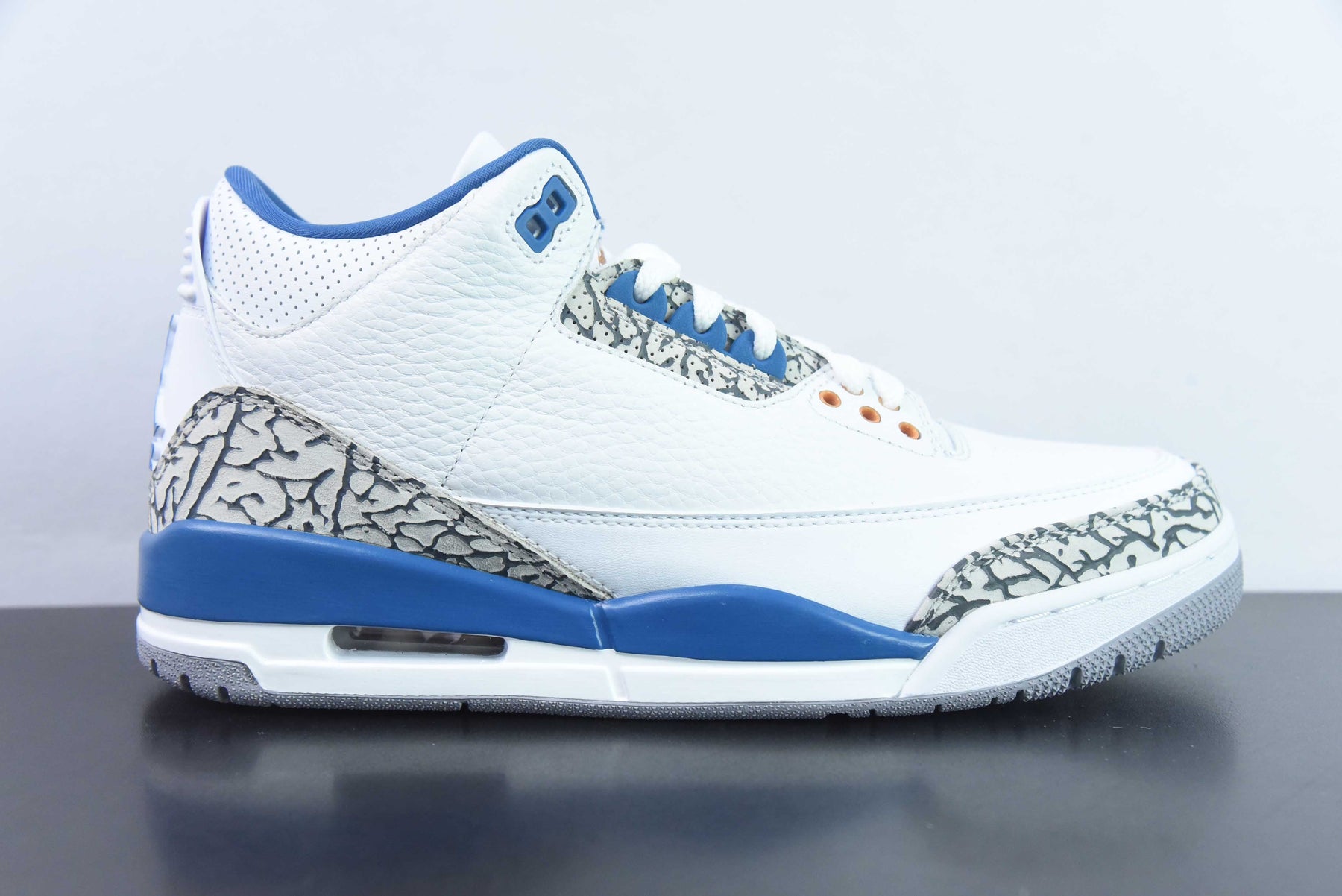 Nike Air Jordan 3 "True Blue and Copper"