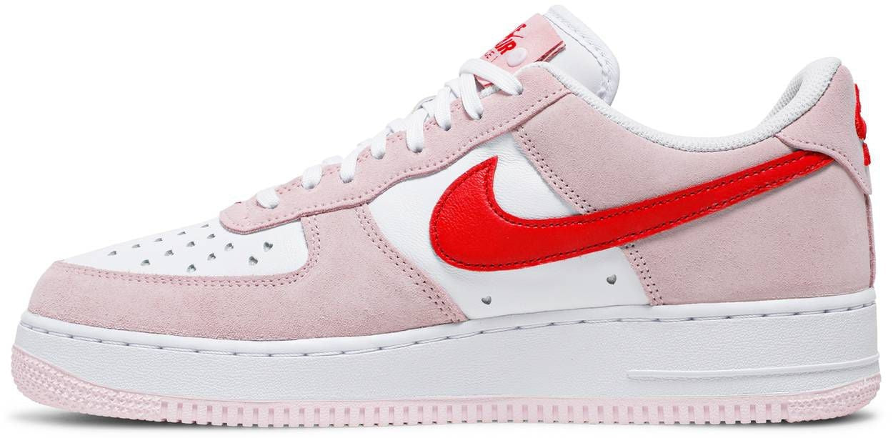 Air Force 1 '07 Qs 'Valentine' s Day Love Letter