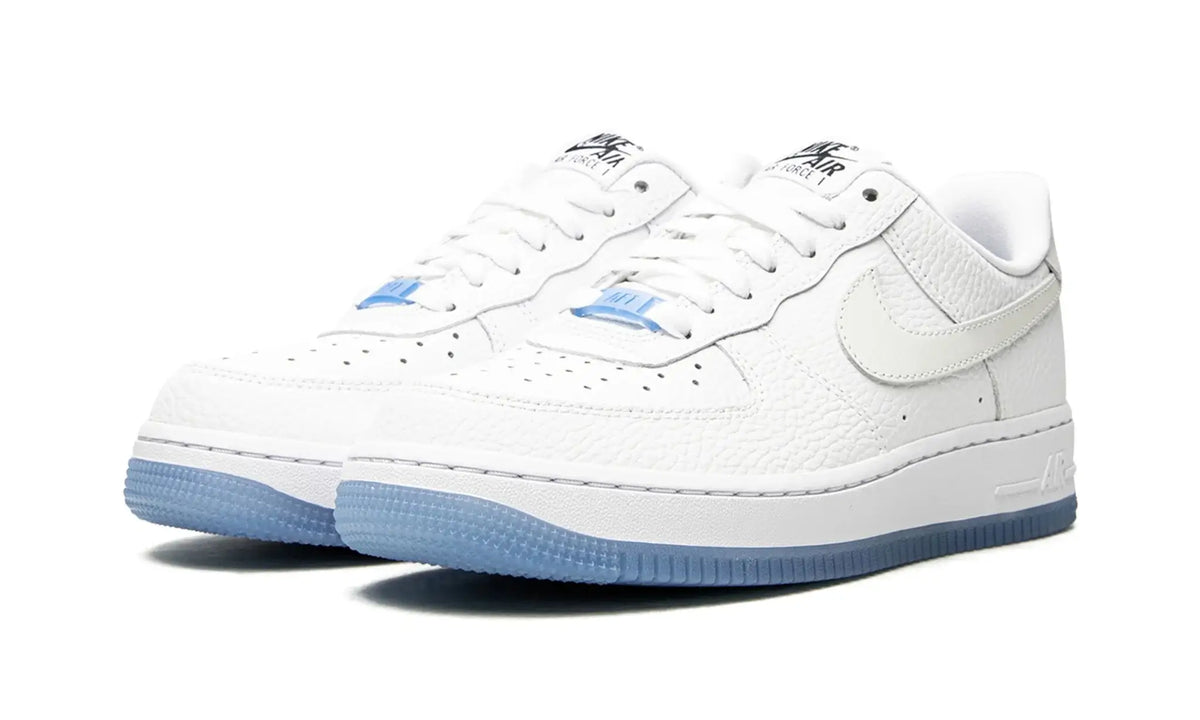 Tênis Air Force 1 Feminino "UV Reactive"