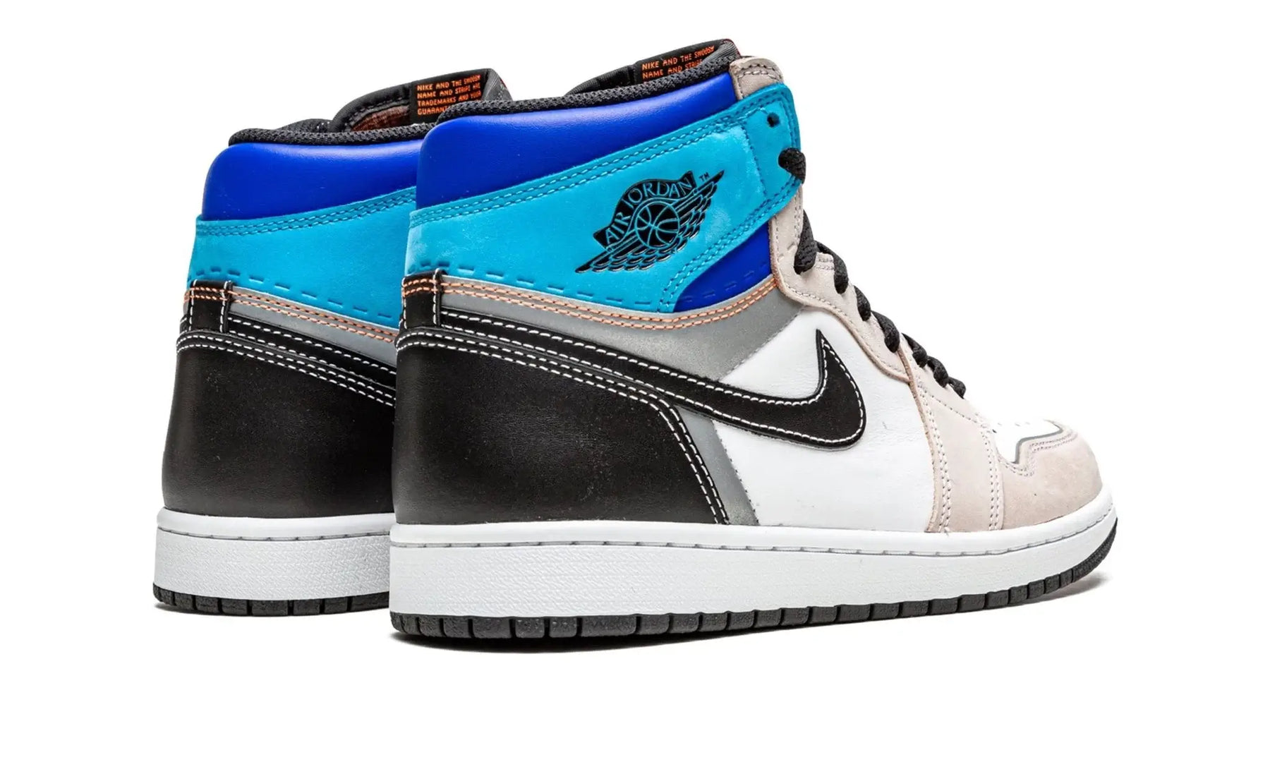 Tênis Air Jordan 1 High "Prototype" Cinza / Azul