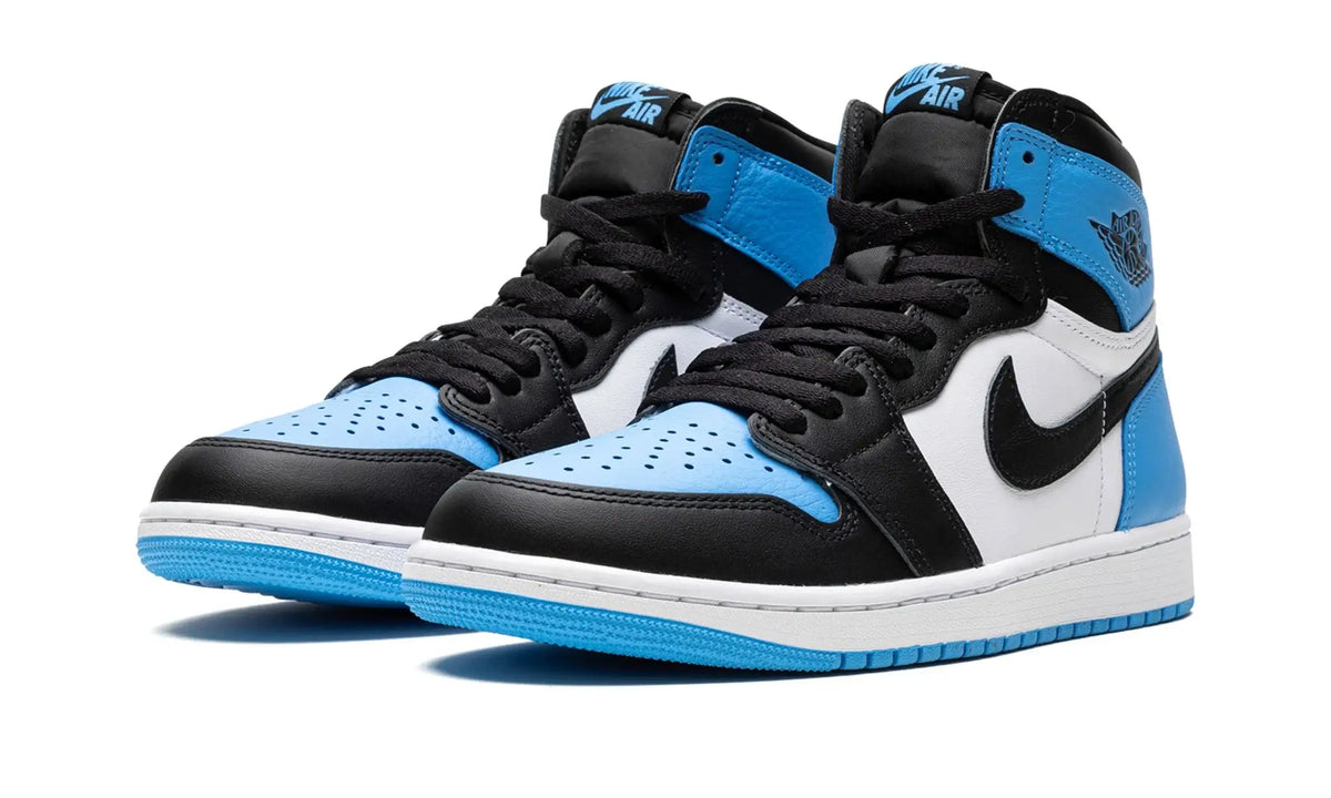 Tênis Air Jordan 1 High "UNC Toe" Azul