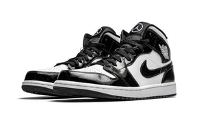 Tênis Air Jordan 1 Mid "Carbon Fiber" Preto / Branco