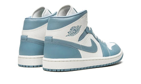 Tênis Air Jordan 1 Mid "UNC" Azul / Branco