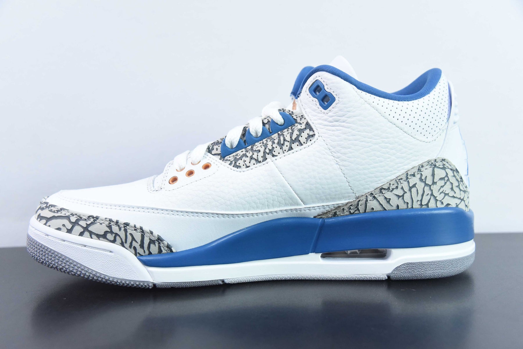 Nike Air Jordan 3 "True Blue and Copper"