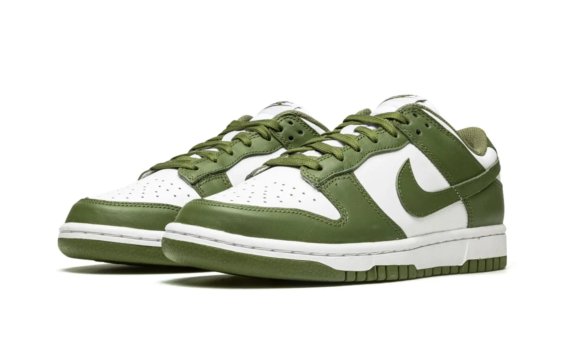 Tênis Nike Dunk Low Feminino "Medium Olive" Verde