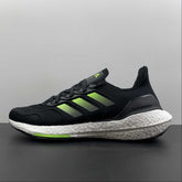 Adidas Ultraboost 22 - Preto/Branco/Verde