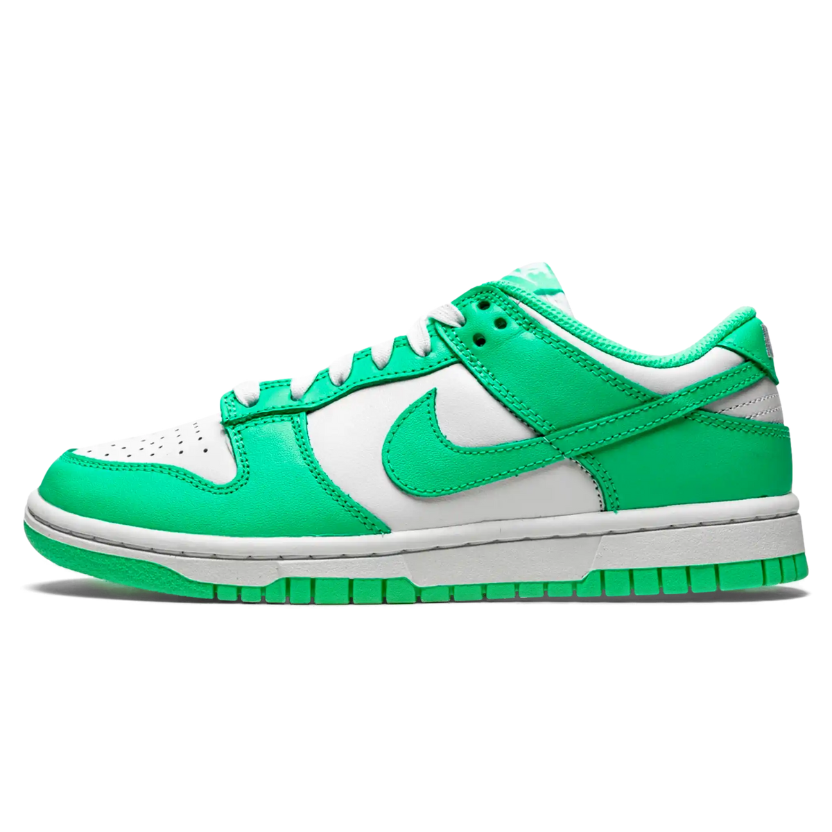 Tênis Nike Dunk Low Feminino "Green Glow" Verde