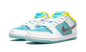 Tênis Nike Dunk Low SB x FTC "Lagoon Pulse" Branco / Azul