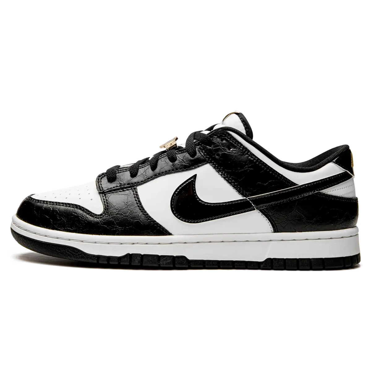 Tênis Nike Dunk Low Black "World Champ" Preto / Branco