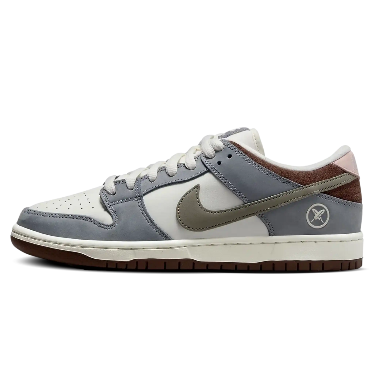 Tênis Nike Dunk Low SB x Yuto Horigome Cinza